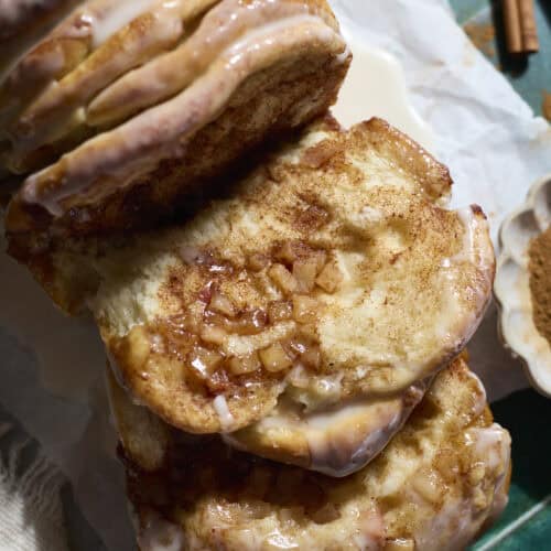 Sourdough Discard Apple Pull Apart Bread