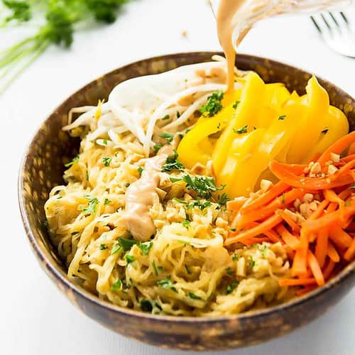 Easy Thai Peanut Sauce Spaghetti Squash