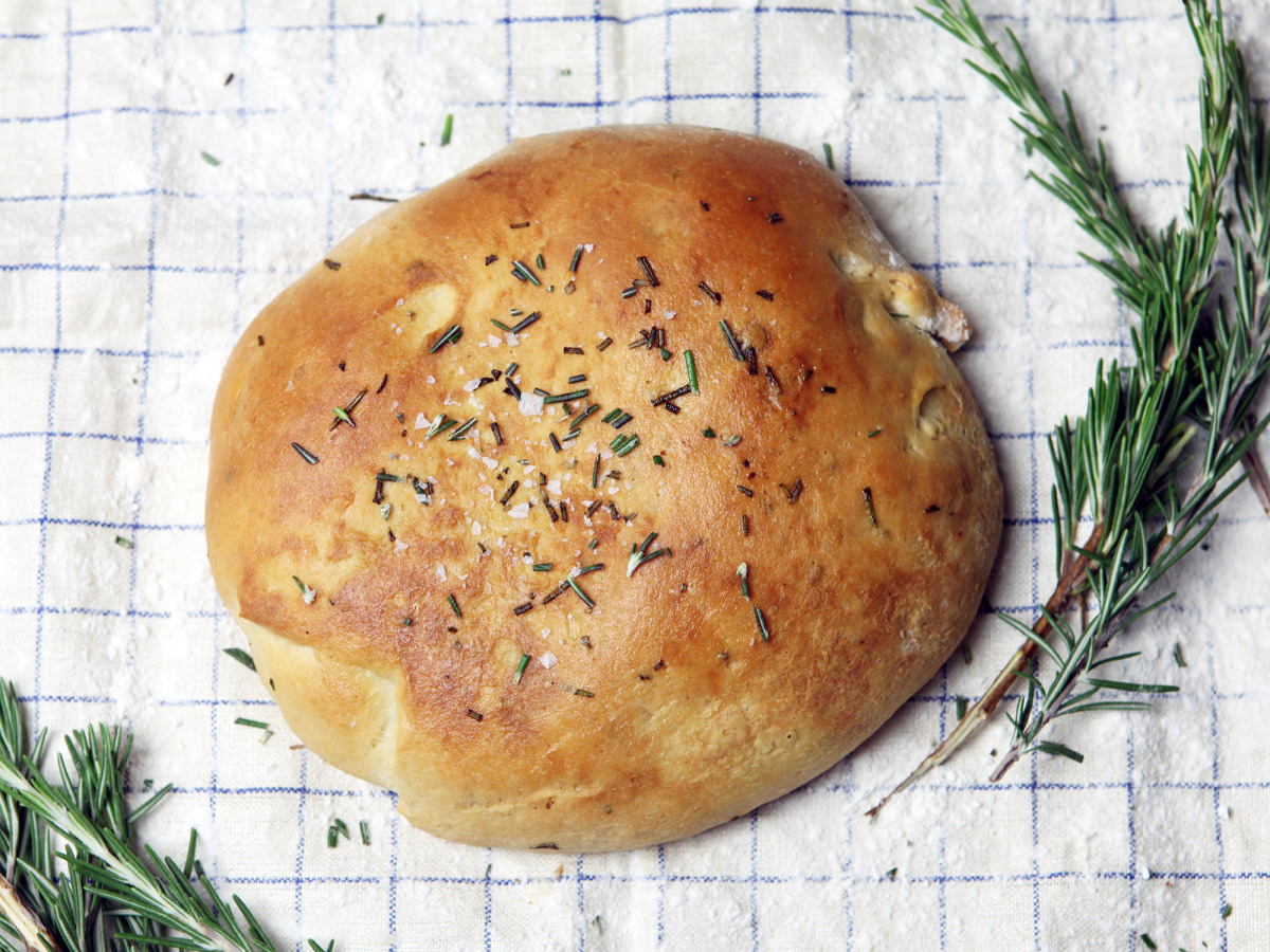 Romano's Macaroni Grill Rosemary Bread
