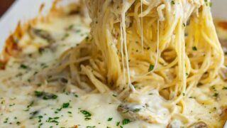 Creamy Chicken Tetrazzini Bake Recipe