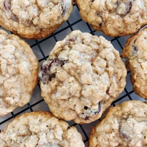 The Best Chewy Oatmeal Cherry Cookies