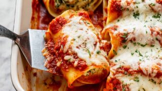 Cheesy Spinach Manicotti Bake Recipe