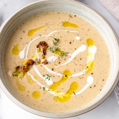 Roasted Garlic Cauliflower Soup