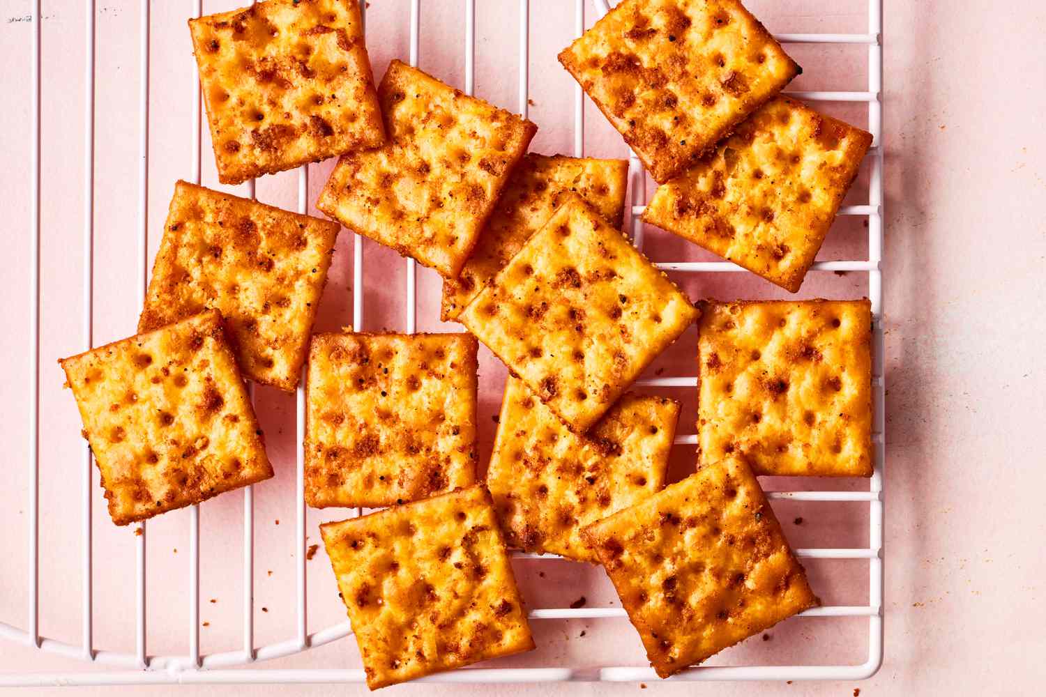 Five-Alarm Firecracker Saltines