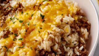 Cheesy Ground Beef and Rice Casserole Recipe