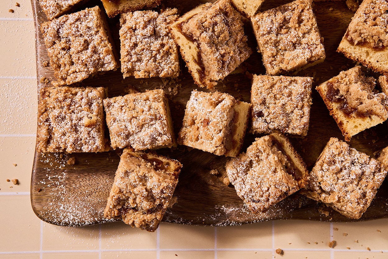 Apple Crumb Cake