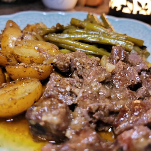 Steak Tips and Veggies Complete Meal in the Crockpot