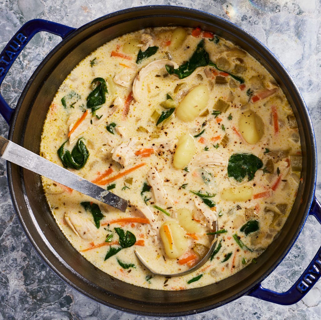 Copycat Olive Garden Chicken & Gnocchi Soup