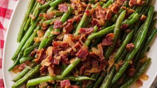 Crock Pot Green Beans with Bacon and Seasoned Broth Recipe