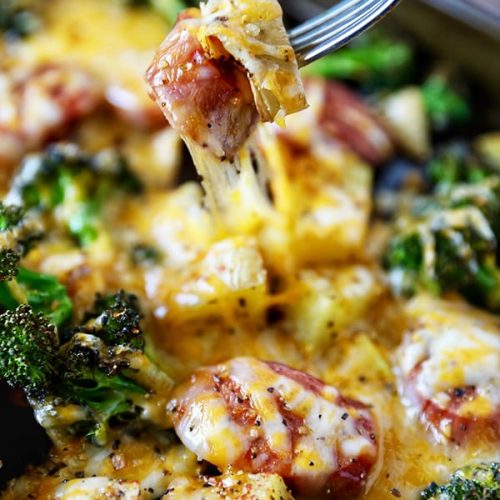 One Pan Dinner Sausage Potatoes and Broccoli
