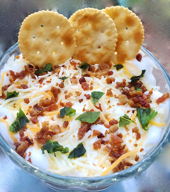 Cheesy Bacon Ranch Dip